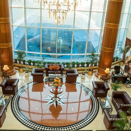 Grand Excelsior Hotel ชาร์จาห์ ภายนอก รูปภาพ