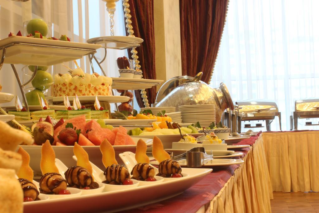 Grand Excelsior Hotel ชาร์จาห์ ภายนอก รูปภาพ