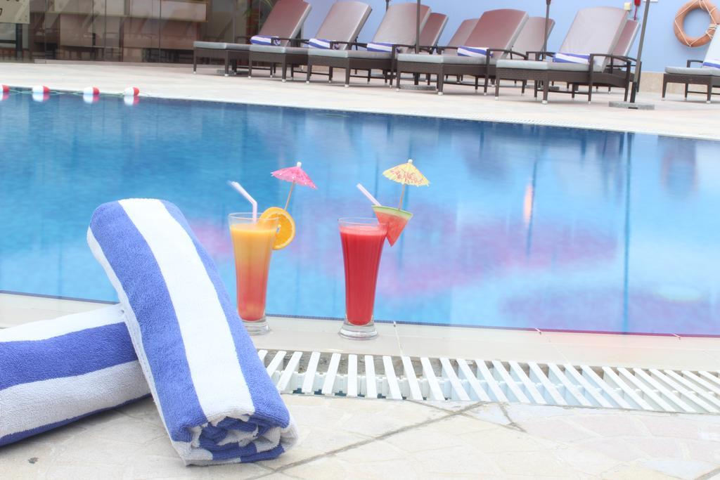 Grand Excelsior Hotel ชาร์จาห์ ภายนอก รูปภาพ