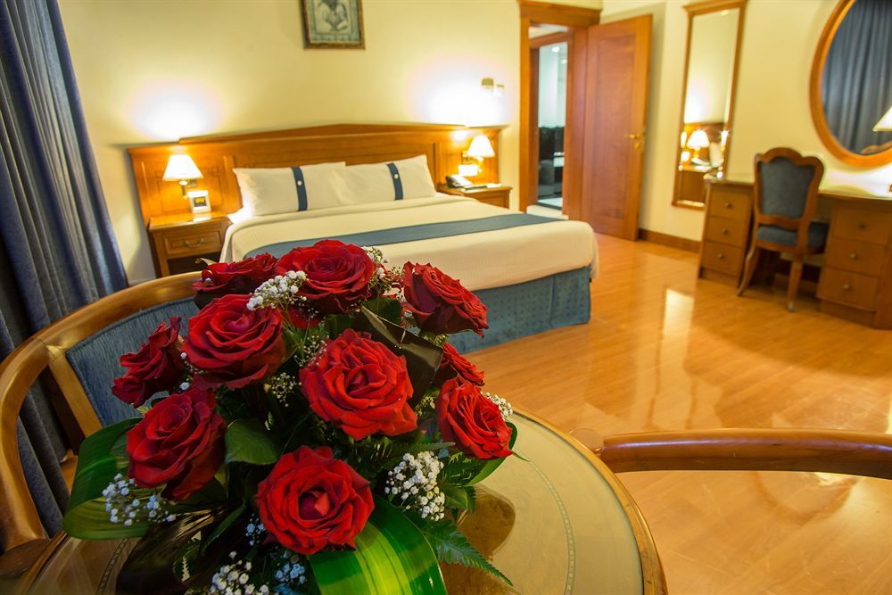 Grand Excelsior Hotel ชาร์จาห์ ภายนอก รูปภาพ